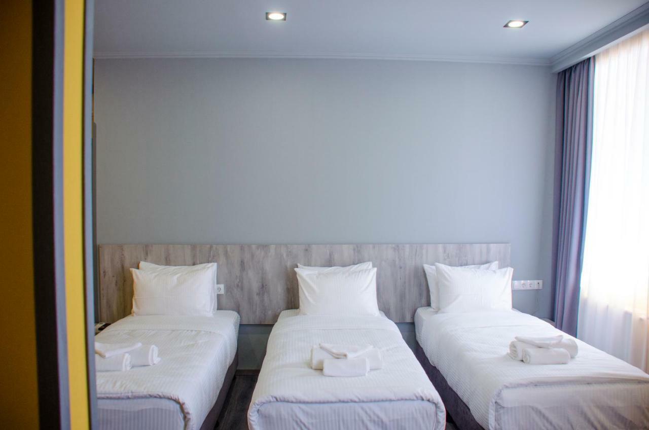 Atoneli Hotel Τυφλίδα Εξωτερικό φωτογραφία
